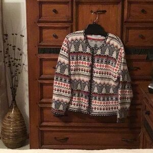 Size extra large Vintage, Marisa Kristina woman’s sweater.  Worn once.